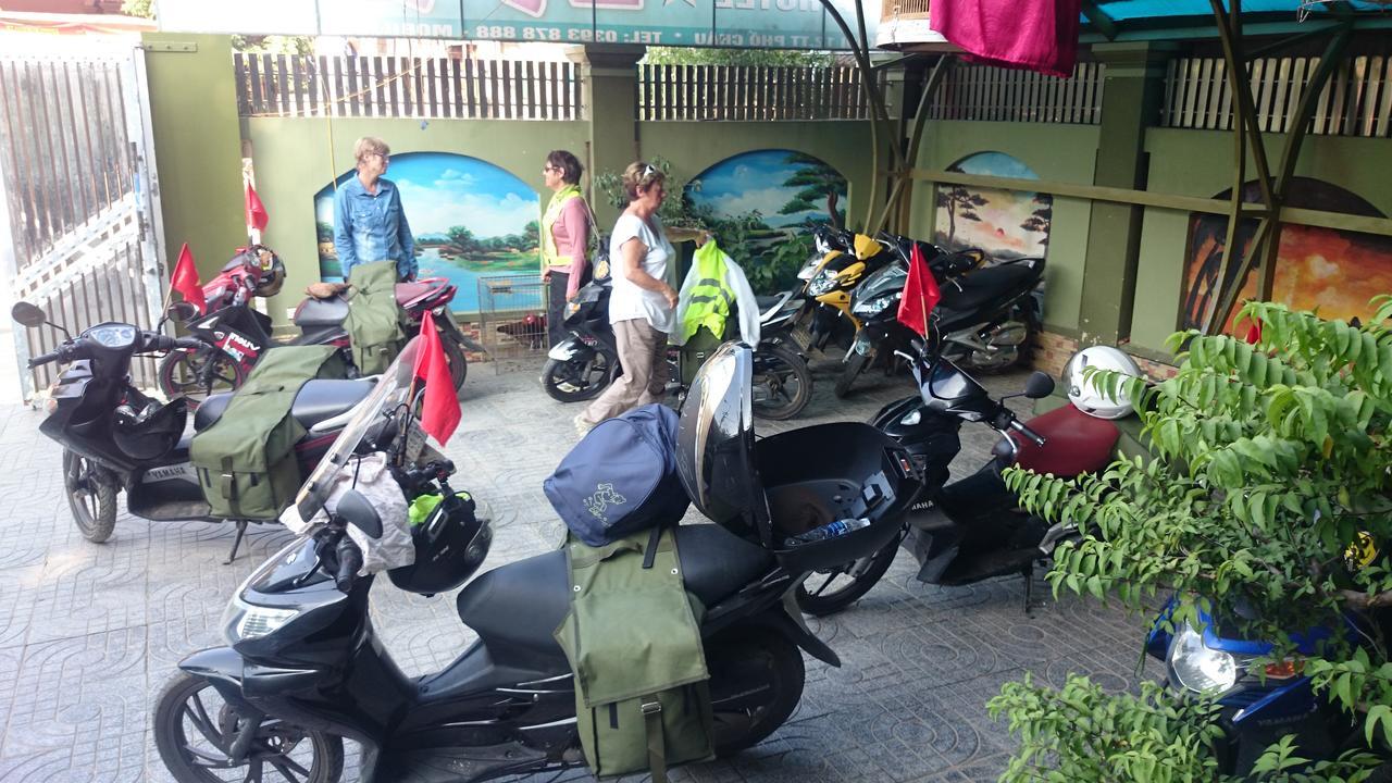 Backpackers Hotel ห่าติ๋ญ ภายนอก รูปภาพ