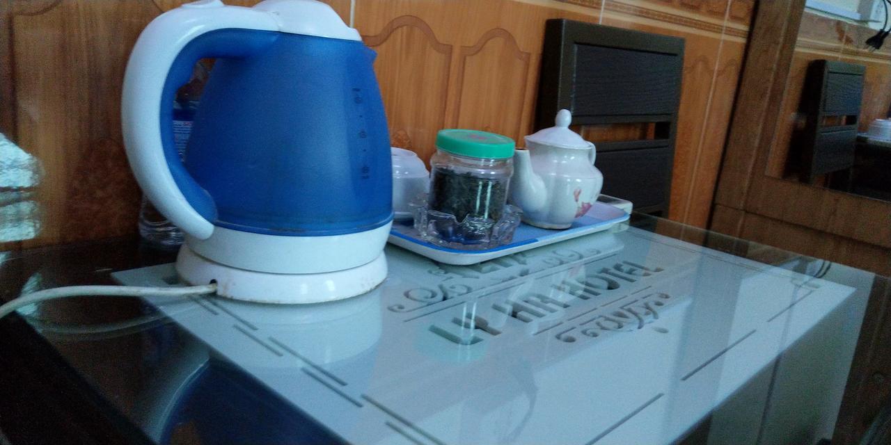 Backpackers Hotel ห่าติ๋ญ ภายนอก รูปภาพ